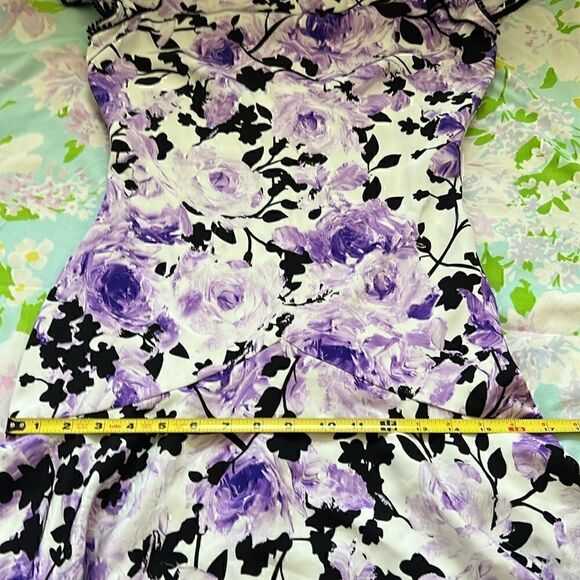 Naeem Khan Silk Mermaid Style Midi Floral Dress - 6 - Picture 10 of 15